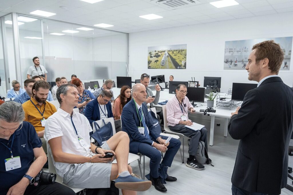 Zeleros receives the visit of EIT Group